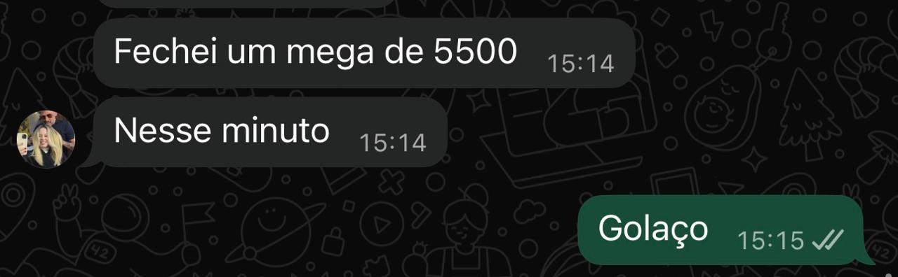 Cliente comemorando mega de 5500 fechada